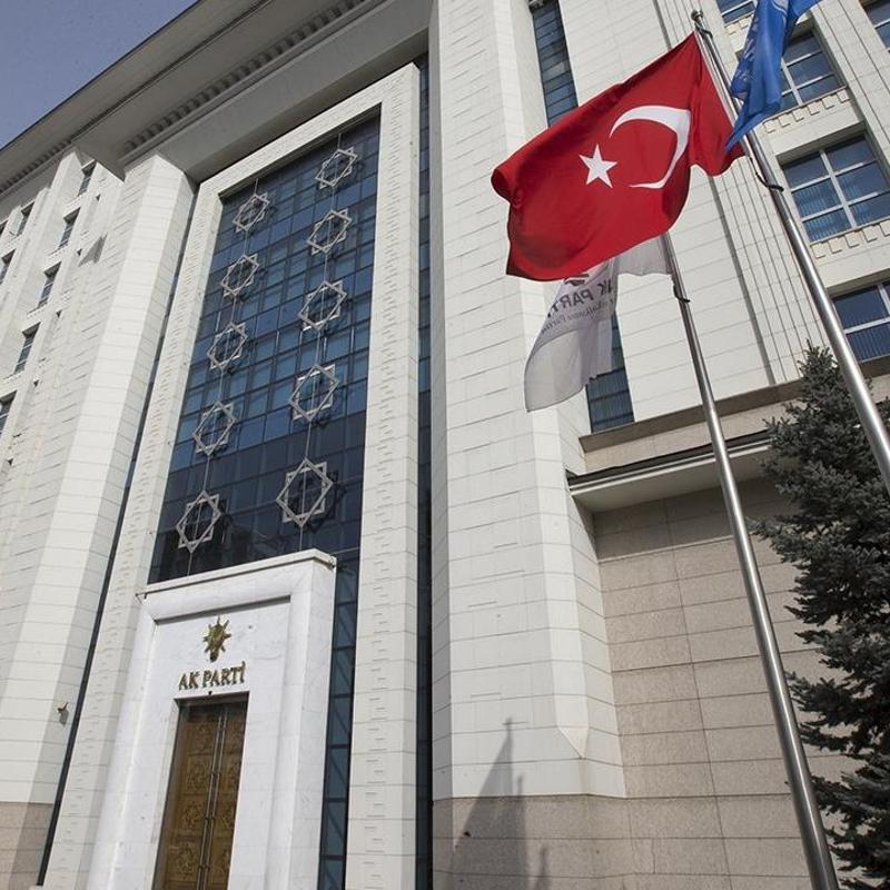 AK Parti'den 81 ilde ye saysn artrmak iin yeni alma