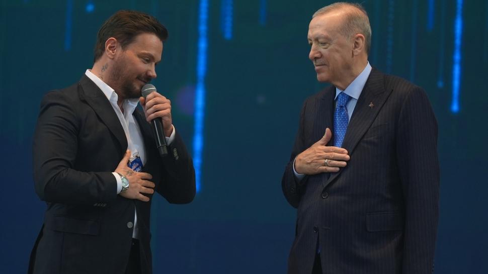 Başkan Erdoğan ile bir araya geldi