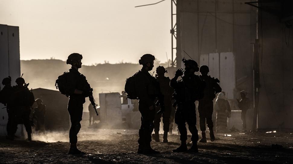 Soykırımcı İsrail, Batı Şeria'da 6 ticari tesisi yıktı