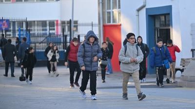 Bakan Tekin aklad! Ara tatil kalkyor mu?