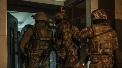 Terr rgt DEA'n kuryelerine operasyon! 14 pheli paketlendi