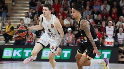Anadolu Efes, Monaco karsnda ykld