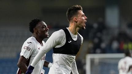 Giden kahraman oluyor