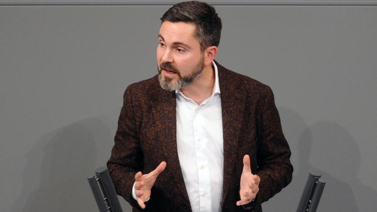 Alman milletvekili Fabio De Masi  ukrayna rusya fotoraflar resimleri