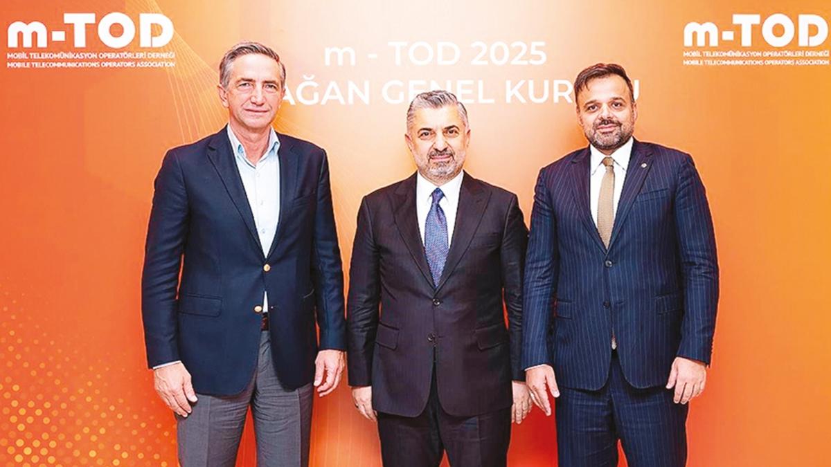 TrkTelekom CEO Ebubekir ahin m-TOD bakan fotoraflar resimleri