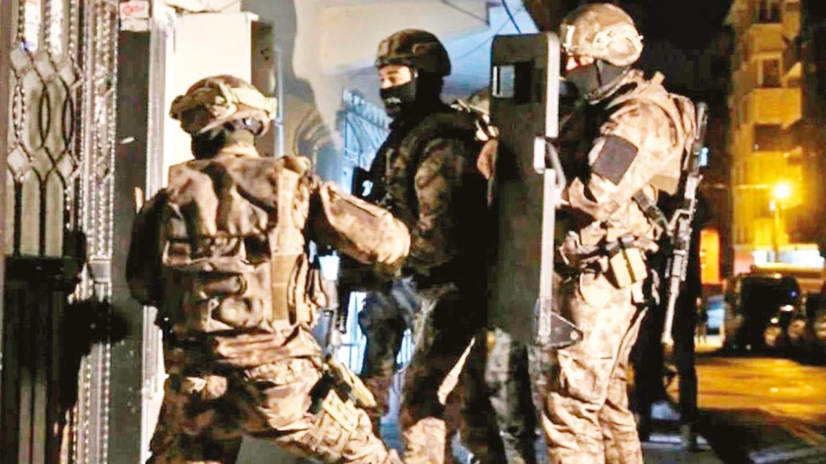 savunma sanayii  yneticiler  veri toplama fotoraflar resimleri