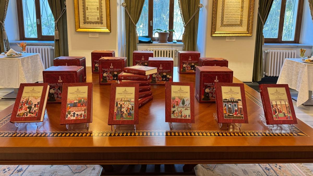 IRCICA  Osmanl Tarih Literatr Osmanl Devleti kitap fotoraflar resimleri