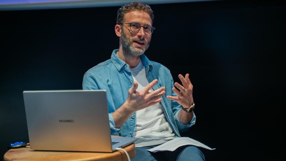 Sanat, Ynetmen Alkan Avcolu, Yapay Zek ve hikye anlatmna yeni bir soluk getirecek 