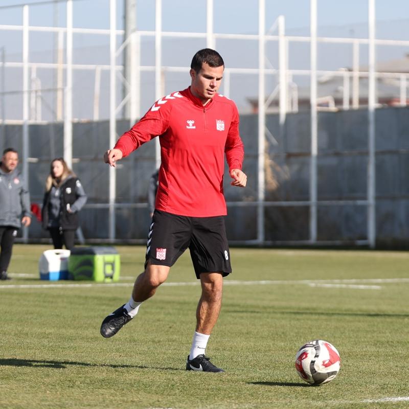 Sivasspor'da Boluspor mesaisi devam etti
