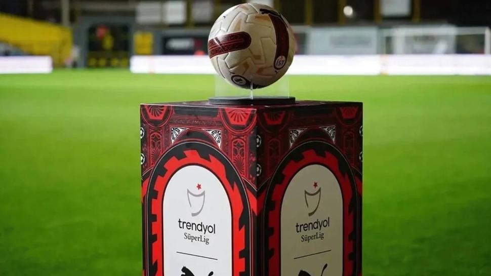 Süper Lig'de 14. hafta heyecanı! İşte maç takvimi...