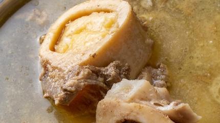 Doal kolajen kayna: Her yemee 1 su barda ekleyin! Kabzl bitiriyor, barsaklar boaltyor