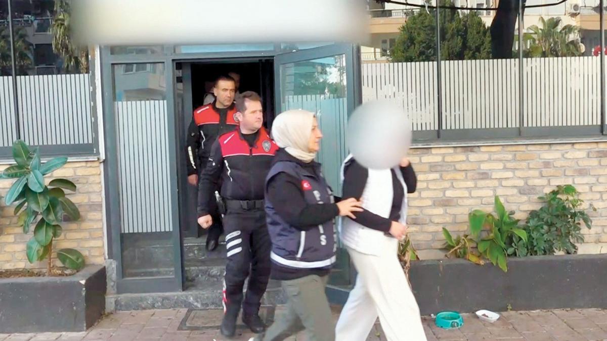 sahte profiller restoran dolandrclar silah zoru fotoraflar resimleri