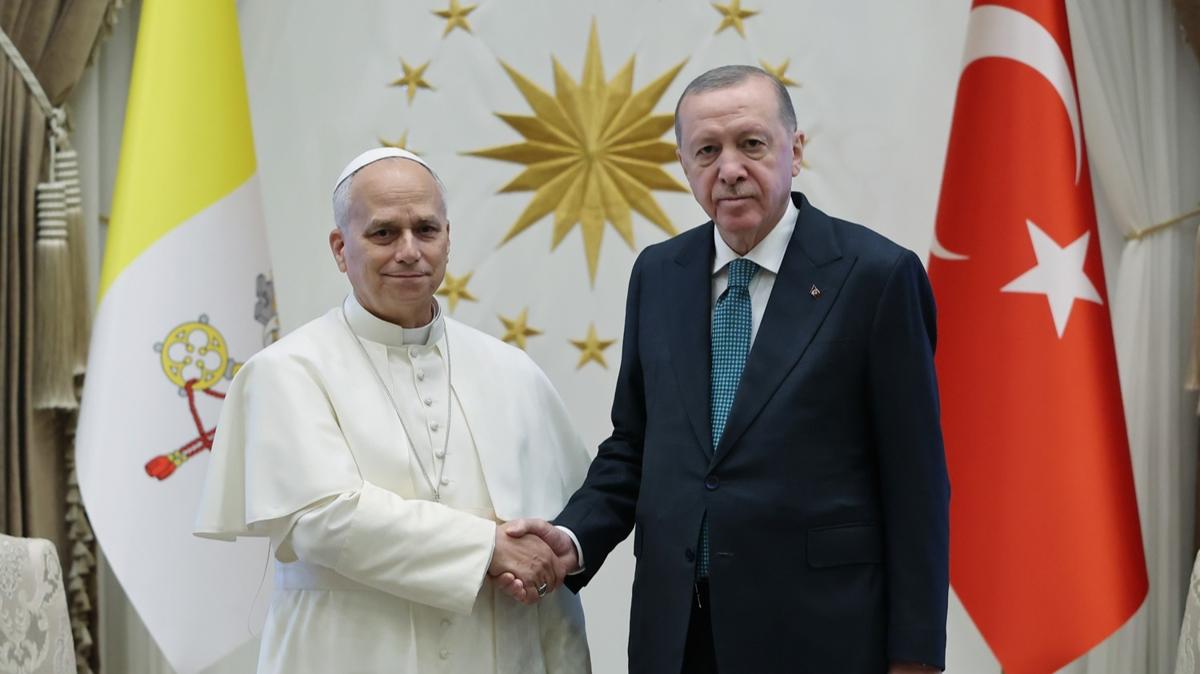 letiim Bakan Burhanettin Duran Papa fotoraflar resimleri