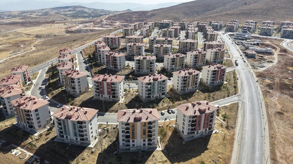 Bakan Kurum'dan konut mesajı... "680 bine ulaşacak"