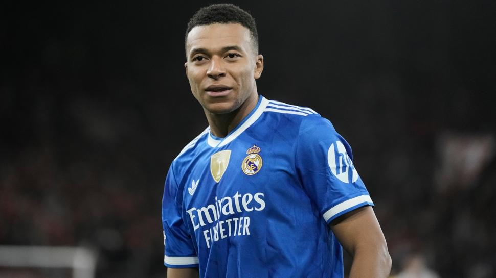 Kylian Mbappe rekorları altüst ediyor