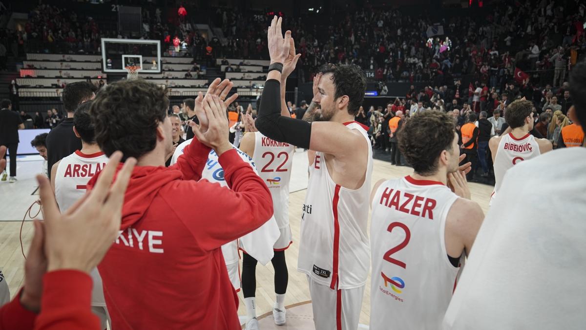 basketbol a milli takm 12 dev adam fotoraflar resimleri