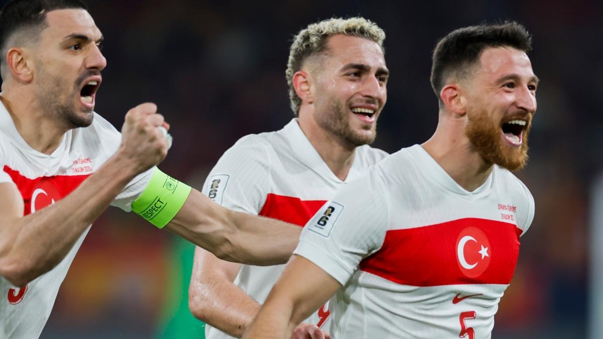 salih zcan milli takm futbol fotoraflar resimleri