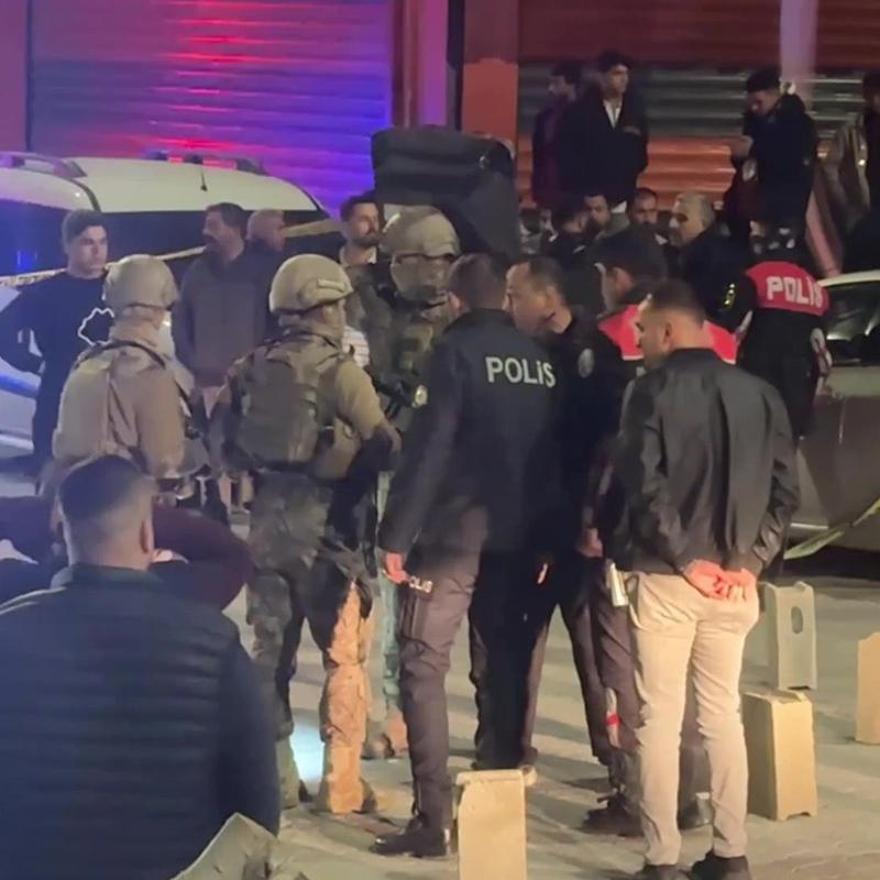 anlurfa'da silahl kavga: 2 l, 2 yaral