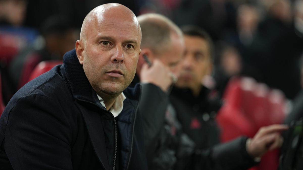 liverpool arne slot tepki fotoraflar resimleri