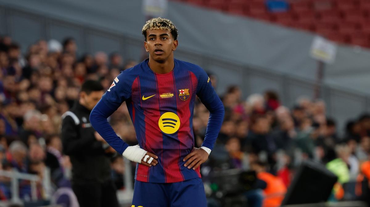 lamine yamal barcelona futbol fotoraflar resimleri