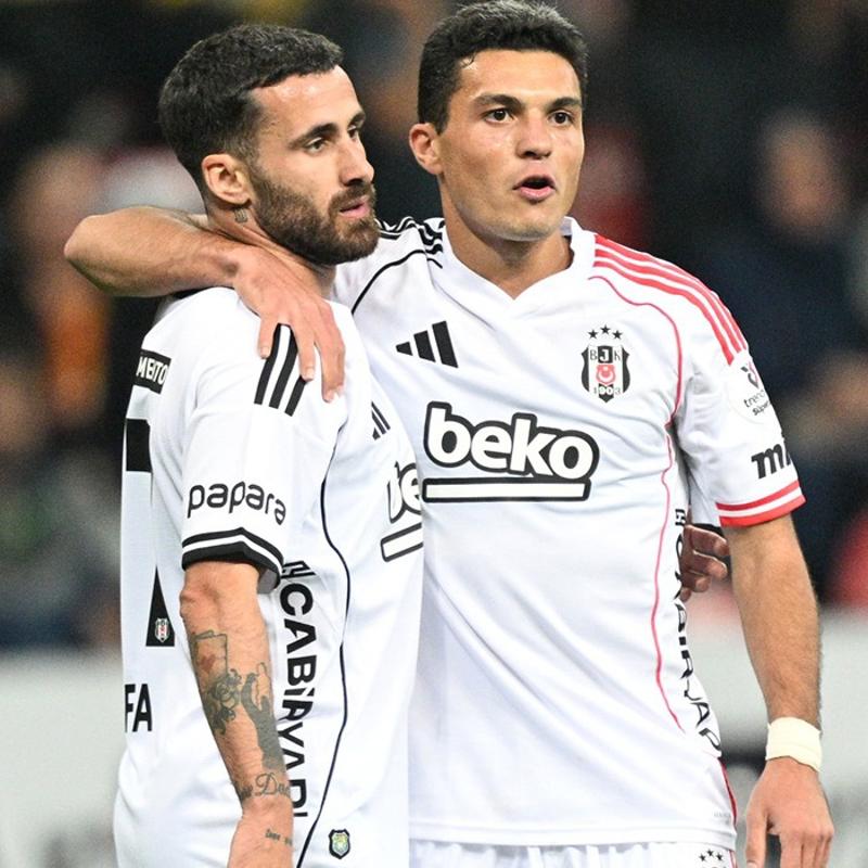 Durumu belli oldu! Be�ikta�'tan ma� sonu Rafa Silva a��klamas�