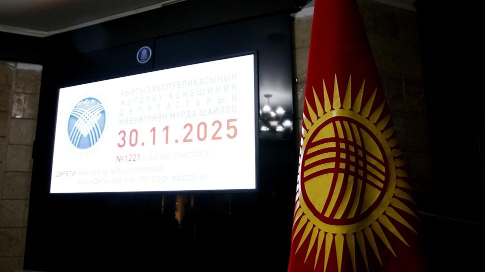 Kırgızistan'da halk sandık başında