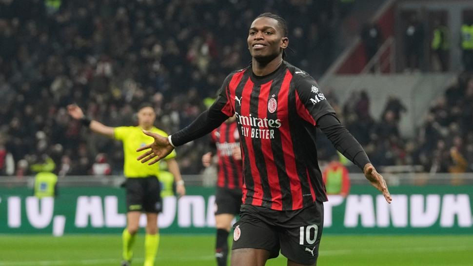 Milan'dan zirve yarışında çok kritik 3 puan!