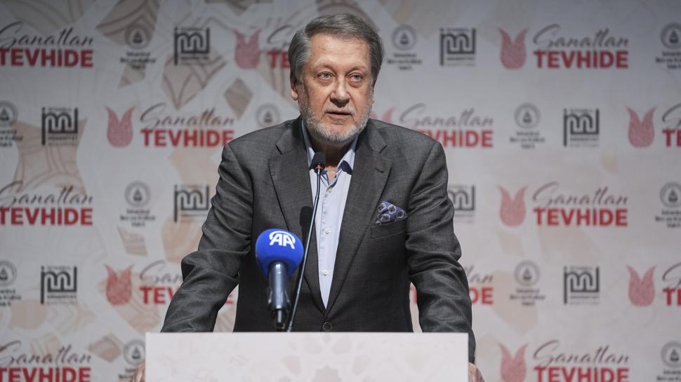 Sanattan Tevhide altay'nda konuan Ahmet zhan:  Sanat, kulda tecelli eden ilh yansmadr 