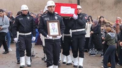 Manisa'da ehit olan polisimiz son yolculuuna uurland