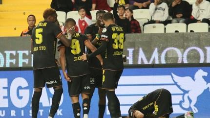 G�ztepe, geriden gelerek kazand�!