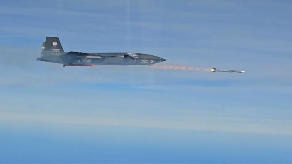 Trkiye resmen devrim yapt! Bayraktar KIZILELMA'dan dnyada bir ilk