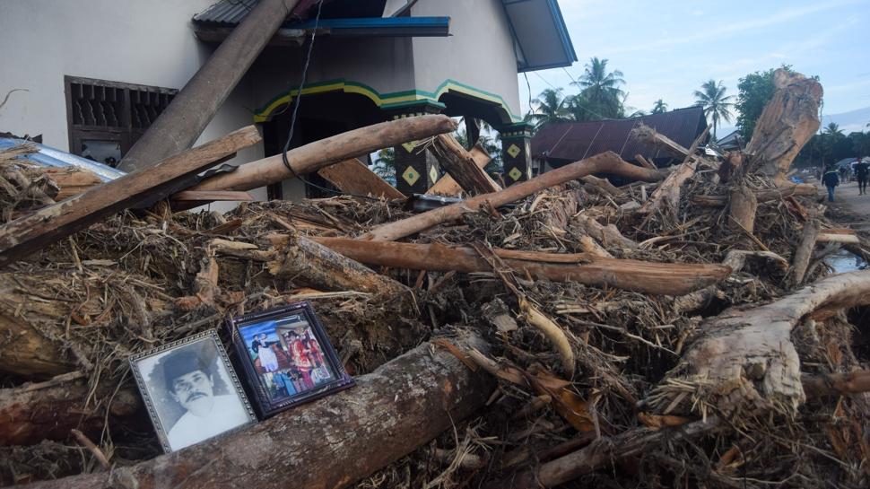 Endonezya'da sel ve heyelan felaketi... Can kaybı gittikçe artıyor