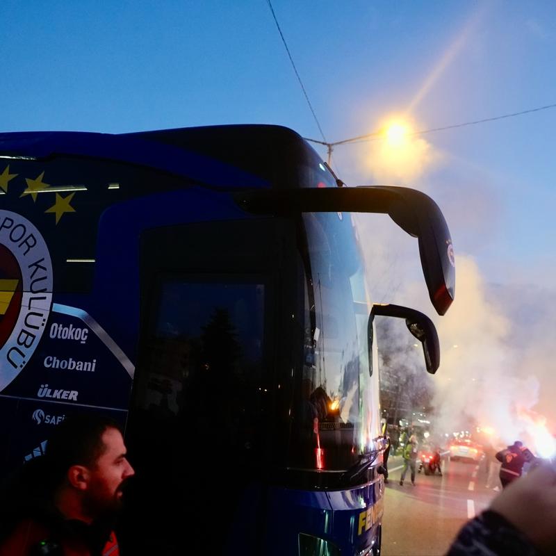 Fenerbah�e kafilesi stada ula�t�