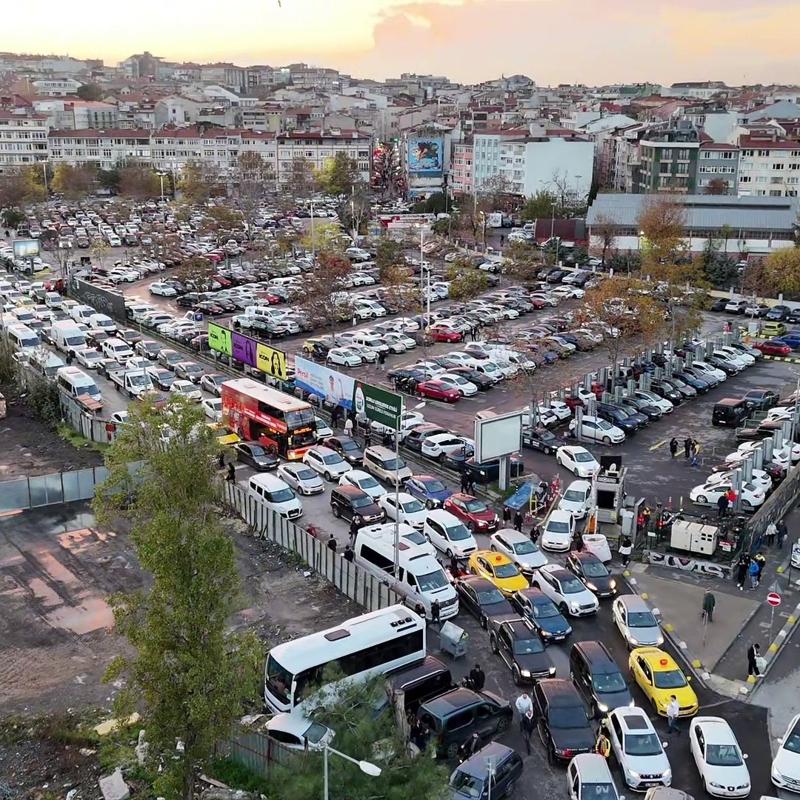 Kad�k�y'de derbi �ncesi trafik durma noktas�na geldi