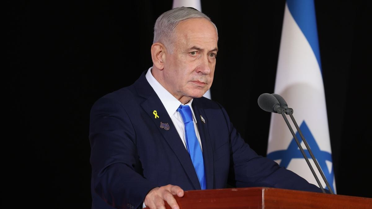 Netanyahu  yolsuzluk dava  hakim karsnda fotoraflar resimleri