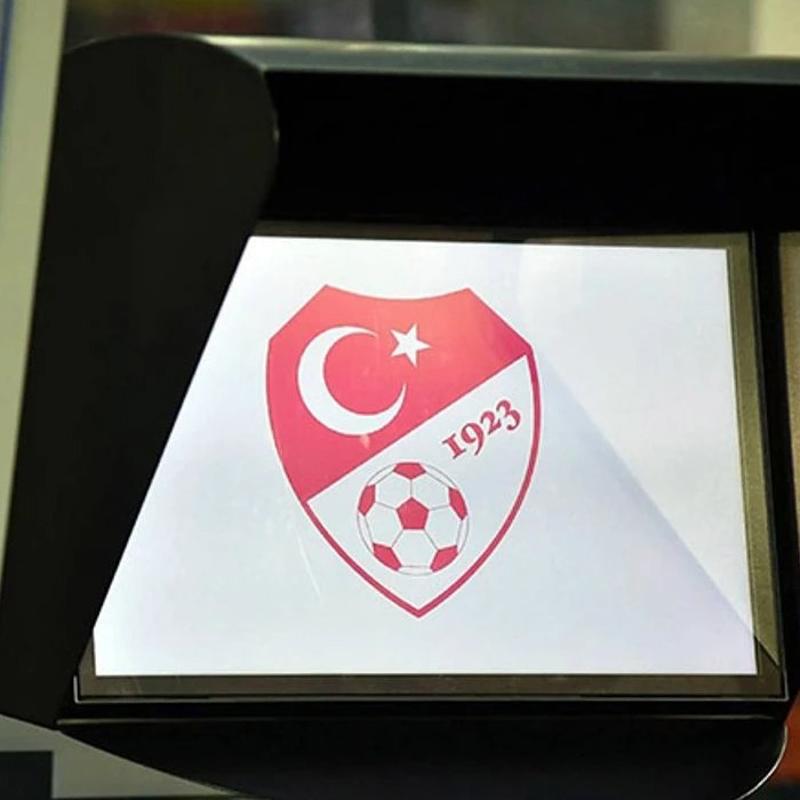 TFF a��klad�! ��te derbinin VAR hakemi...