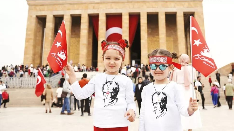 Atatrk tirtne portre davas