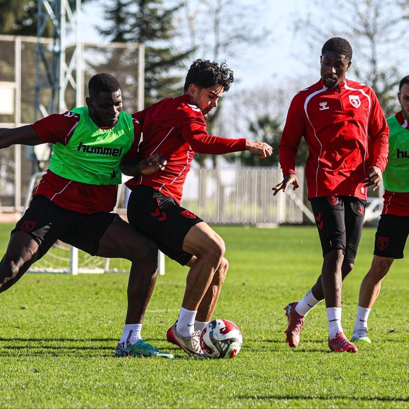 Galatasaray ma ncesi Samsunspor'a iki mjde birden!