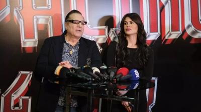 Paray bulunca ilk ii bu oldu! Mehmet Ali Erbil'in ei Glseren Ceylan kimseyi artmad...