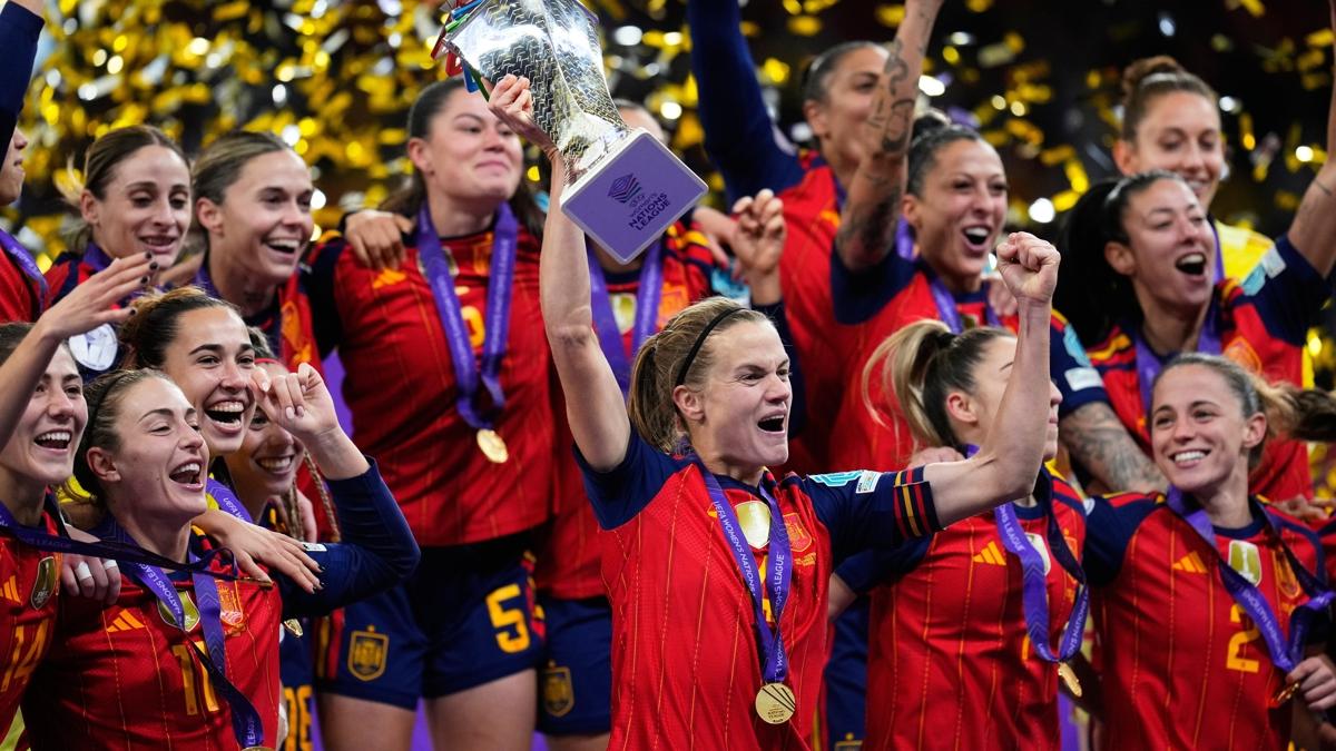 spanya UEFA Kadnlar Uluslar Ligi Almanya fotoraflar resimleri