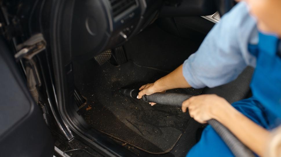 Mikrop yuvas araba eyas! Tuvaletleri solluyor, bakteri kaynyor