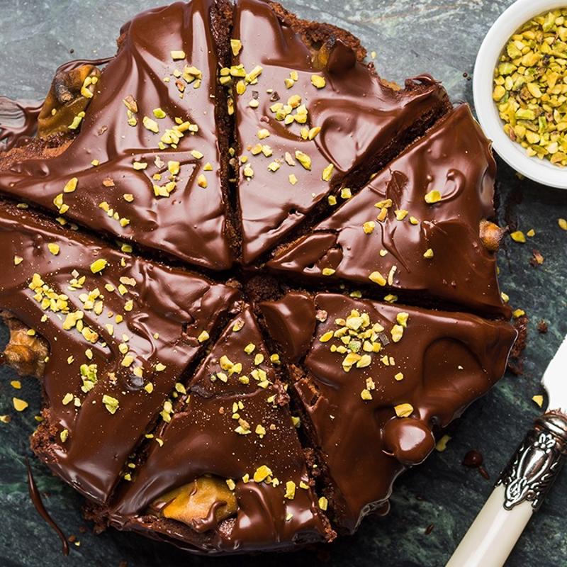 Siz deil brakn kekiniz alasn! ayn yanna en kolay pasta: Bol ikolatal alayan kek tarifi