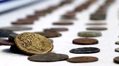 Diyarbakr'da tarihi eser operasyonu! 690 sikke ve 47 yzk ele geirildi