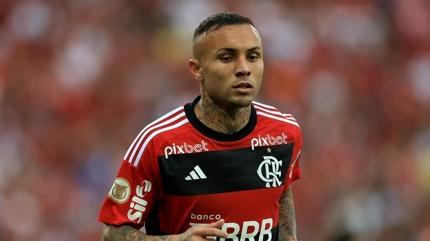 Kartal'n soluna Everton Cebolinha