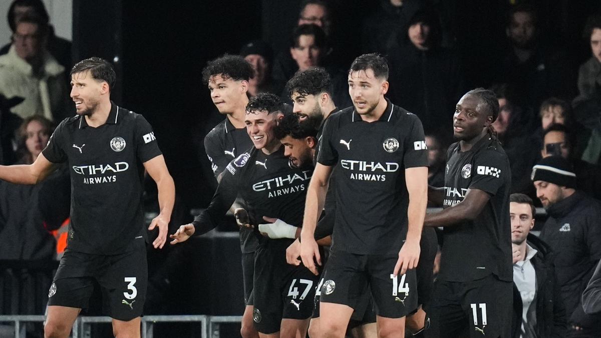 PremierLeague Guardiola ManchesterCity Fulham fotoraflar resimleri