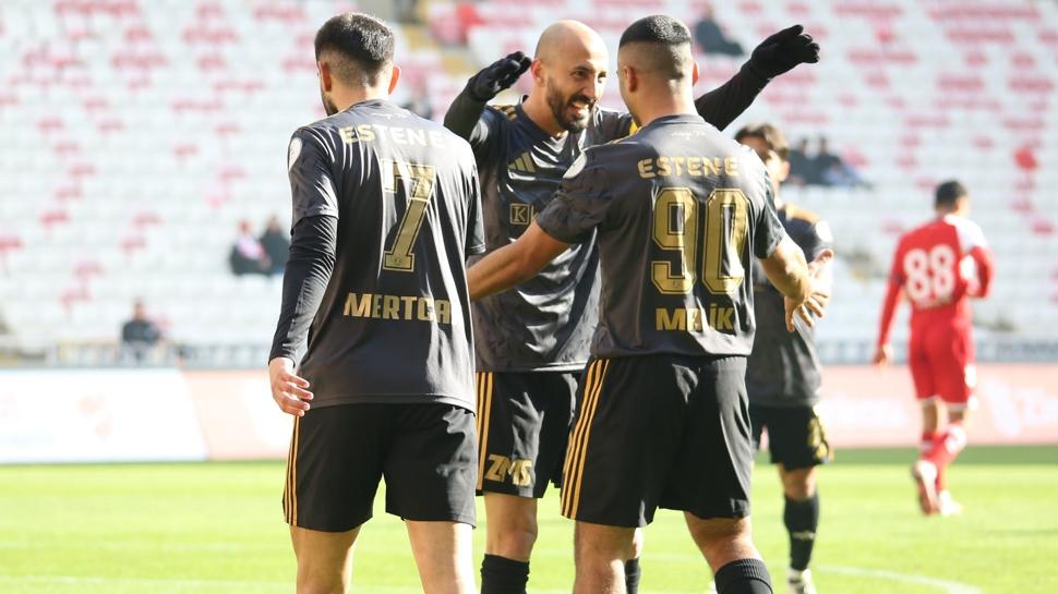 Aliağa Futbol, kupada ilk kez gruplara kaldı