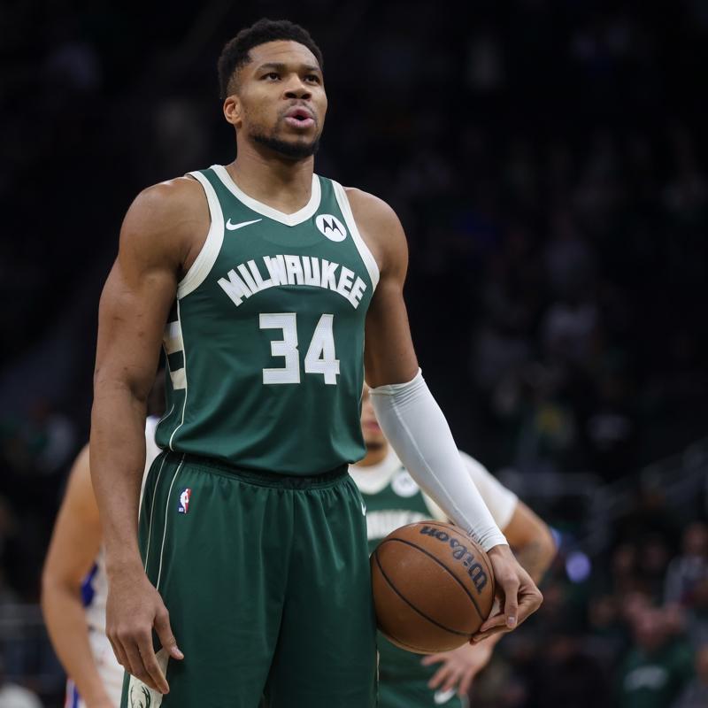 Giannis Antetokounmpo'nun gelecei masada: Bucks ile kritik grmeler balad