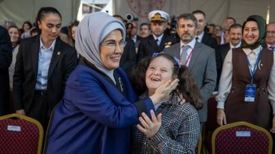 Emine Erdoan'dan Karadeniz Ereli zel Eitim Kamps Al Treni'ne ilikin paylam