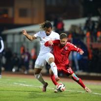 Antalyaspor kupada Silifke kar��s�nda hata yapmad�