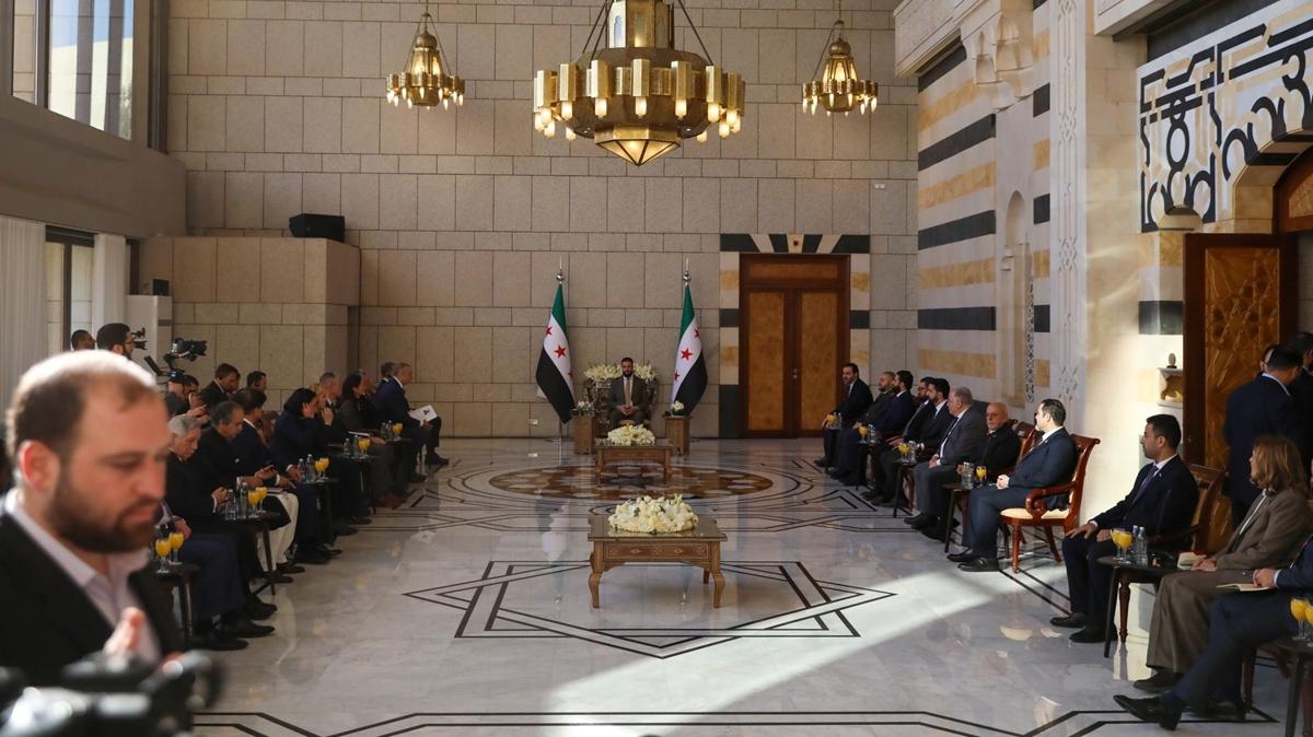 Suriye Cumhurbakan Ahmed ara Ahmed ara bmgk birlemi milletler fotoraflar resimleri